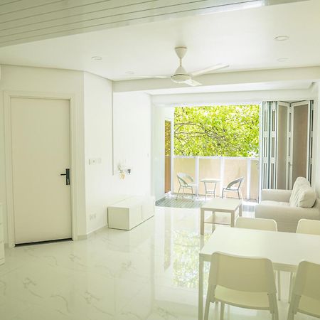 Beachfront Apartment Malé Esterno foto